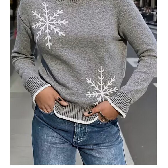 Snowflake Sweater - Picture 2 of 6